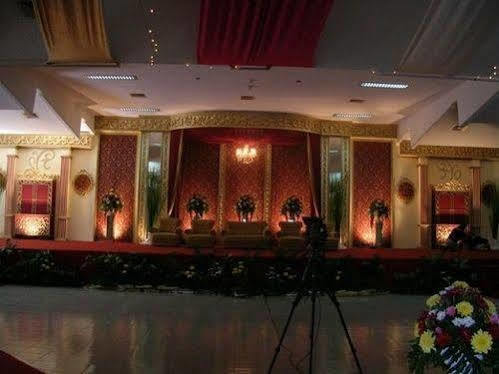 Bahari Inn Tegal Zewnętrze zdjęcie